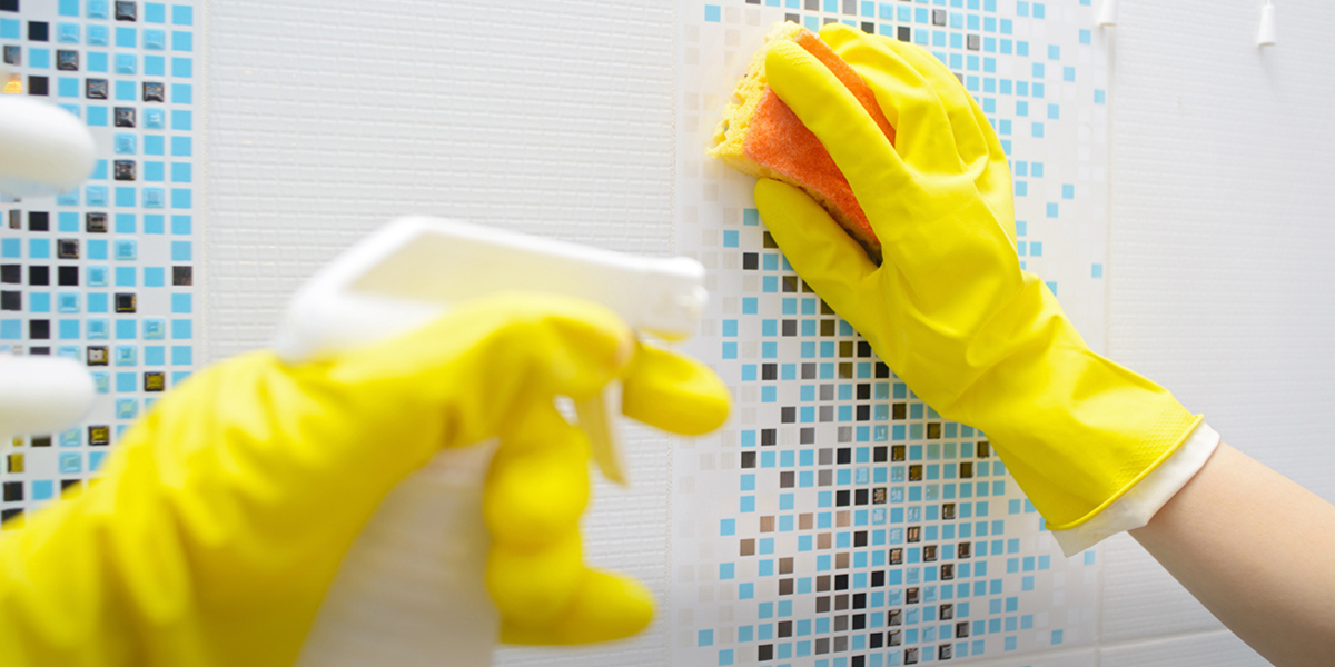 How to Clean Bathroom Tiles